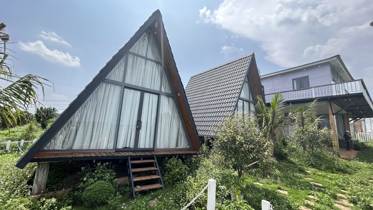 Bán đất Đà Lạt sẵn căn homestay tâm huyết tại Lâm Hà, view cực chất