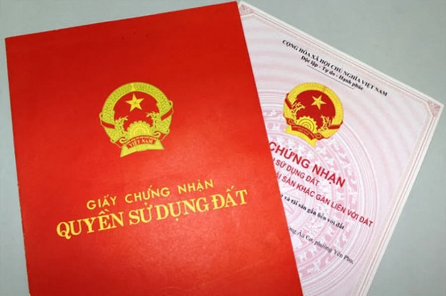 Tháng 7/2023: Những đối tượng không được sang tên sổ đỏ, sổ hồng, là ai?